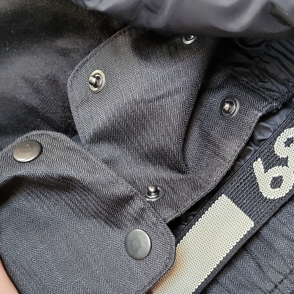 686 ski jacket - Picture 14 of 16